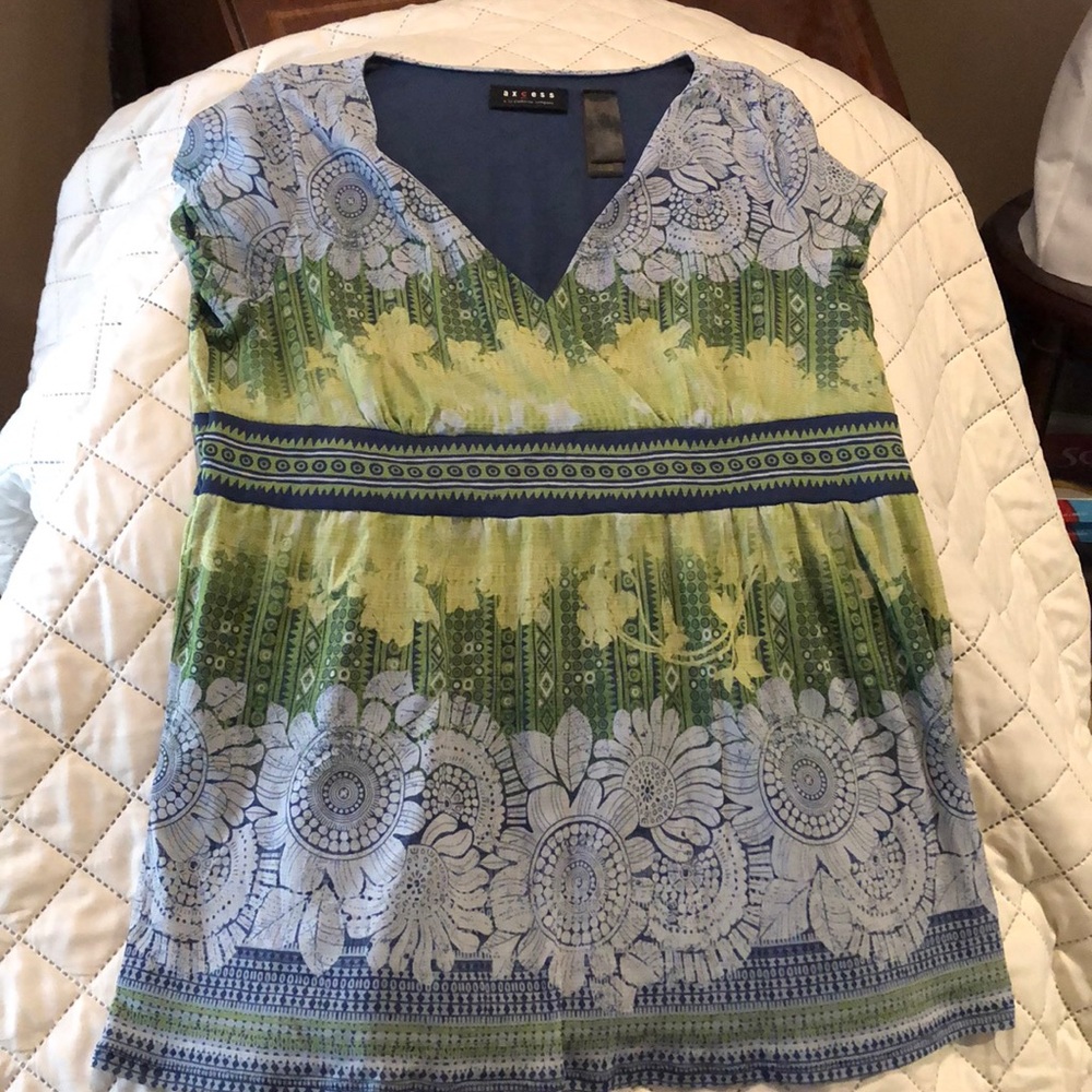 Access by Liz Claiborne short sleeve blouse